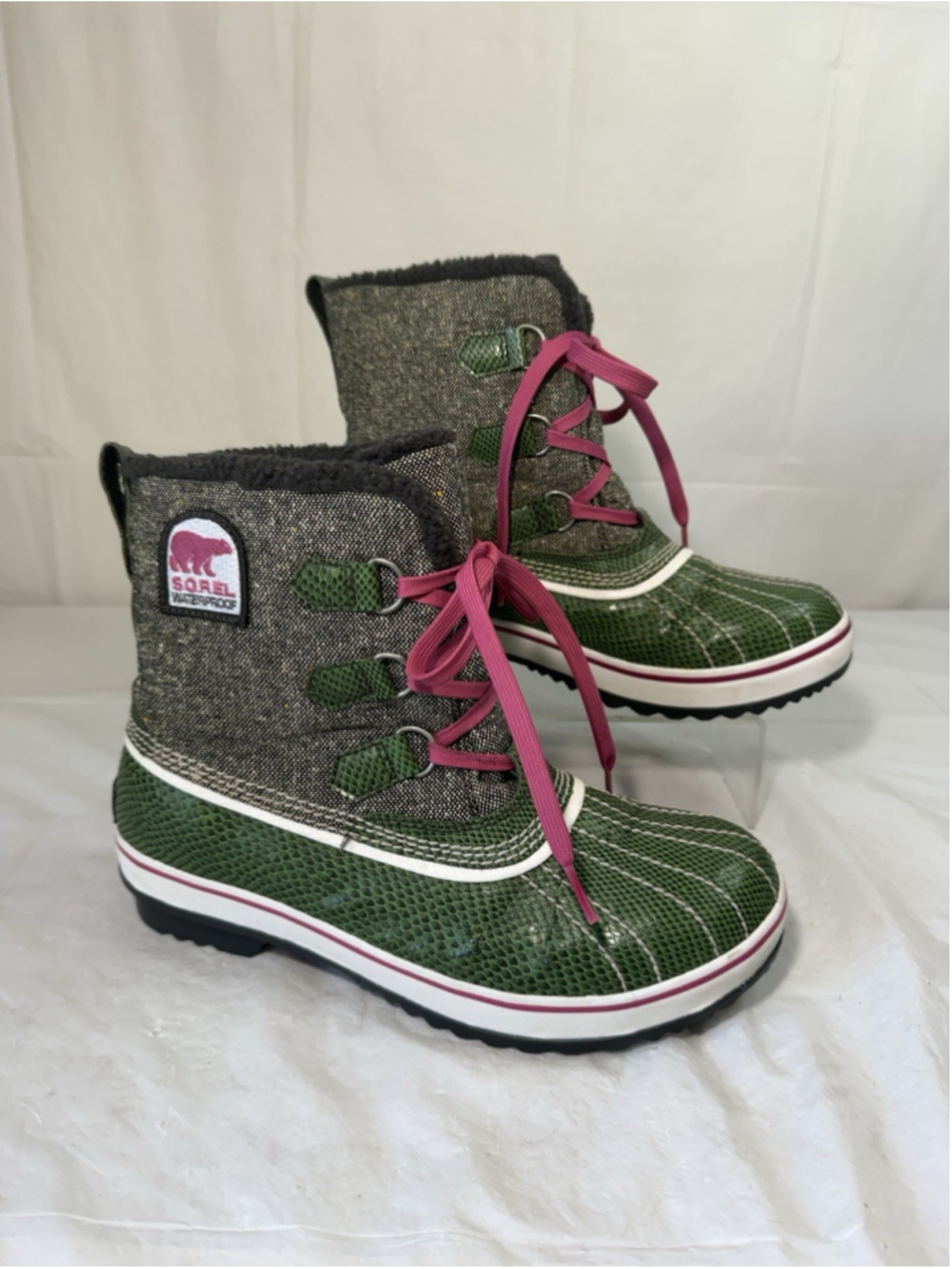 Sorel Tivoli Boots Size 9 All Weather Duck Boot Green Snake Print - Picture 9 of 15